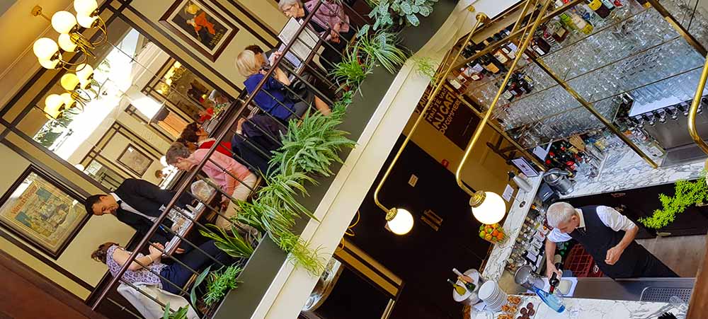 Le Cafe Du Commerce Un Restaurant A Paris 15 Unique Et Traditionnelle
