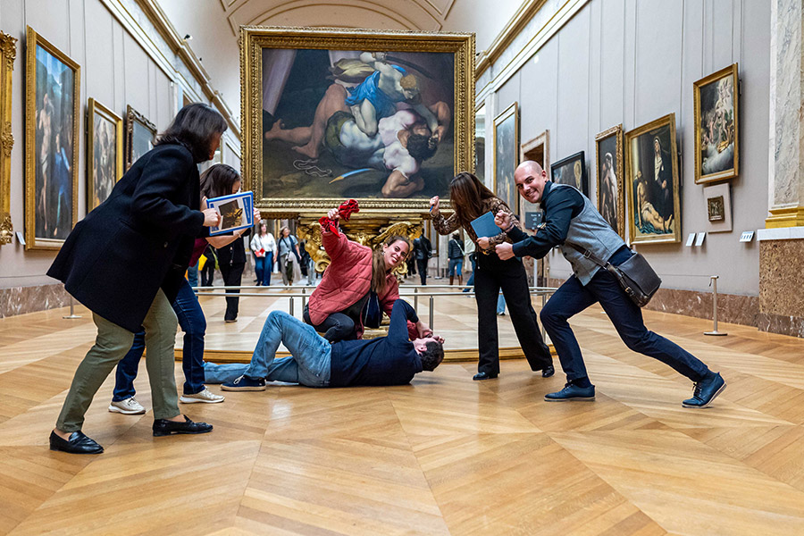 team building jeu de piste louvre défi david et goliath grande galerie