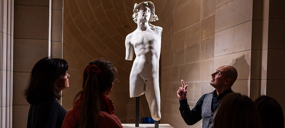 Treasure hunt at the Louvre: our cultural and playful team building