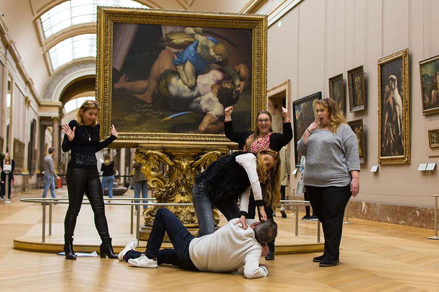 team building en intérieur Louvre