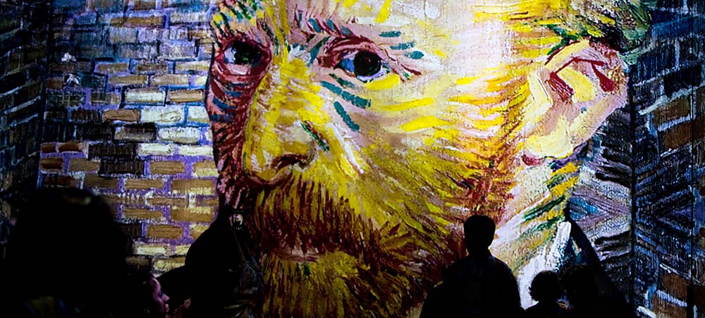 La nuit étoilée : exposition Van Gogh à l’Atelier des Lumières