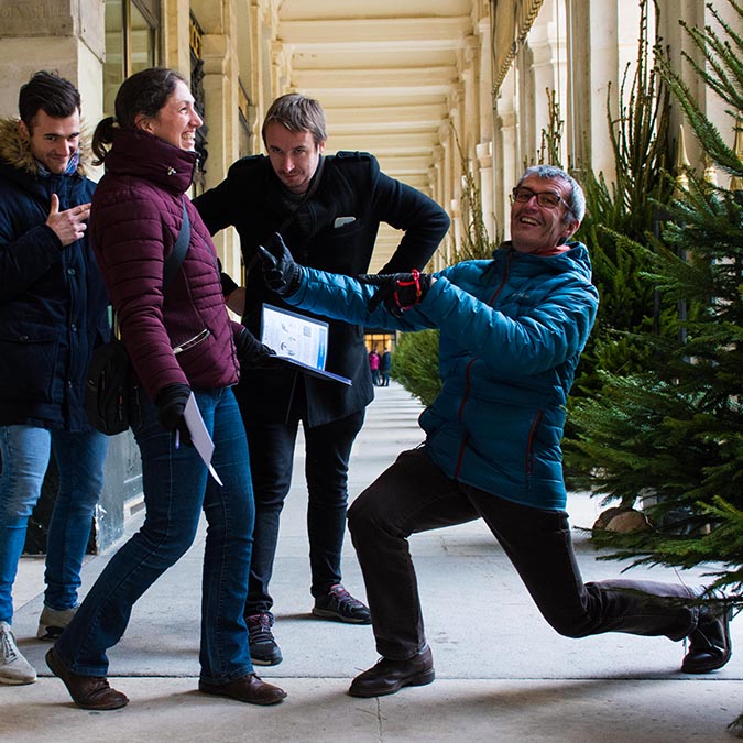 Covered passages team building activities in Paris treasure hunt for adults 8 to 60 people