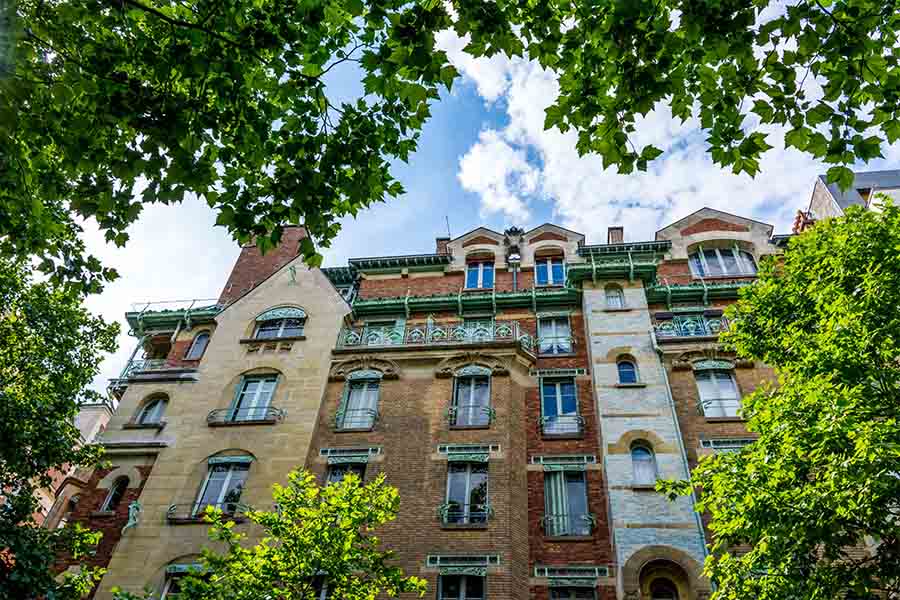 immeuble insolite Paris Castel Béranger