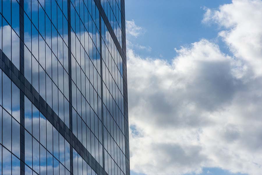 ciel bleu la défense