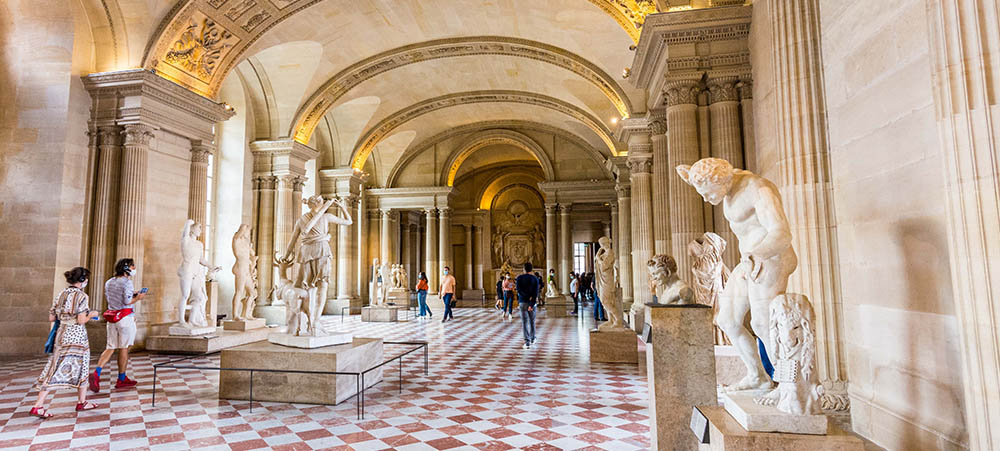 The history of the Louvre through time: a visit at the heart of the famous museum