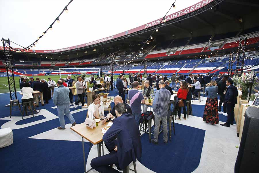 cocktail en bord de pelouse parc des princes PSG