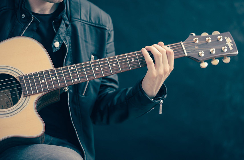 blind test with guitare for a team building