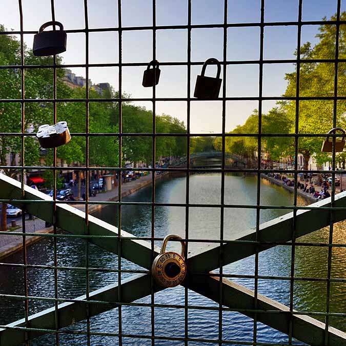 corporate treasure hunt at Canal Saint-Martin photo view on the canal