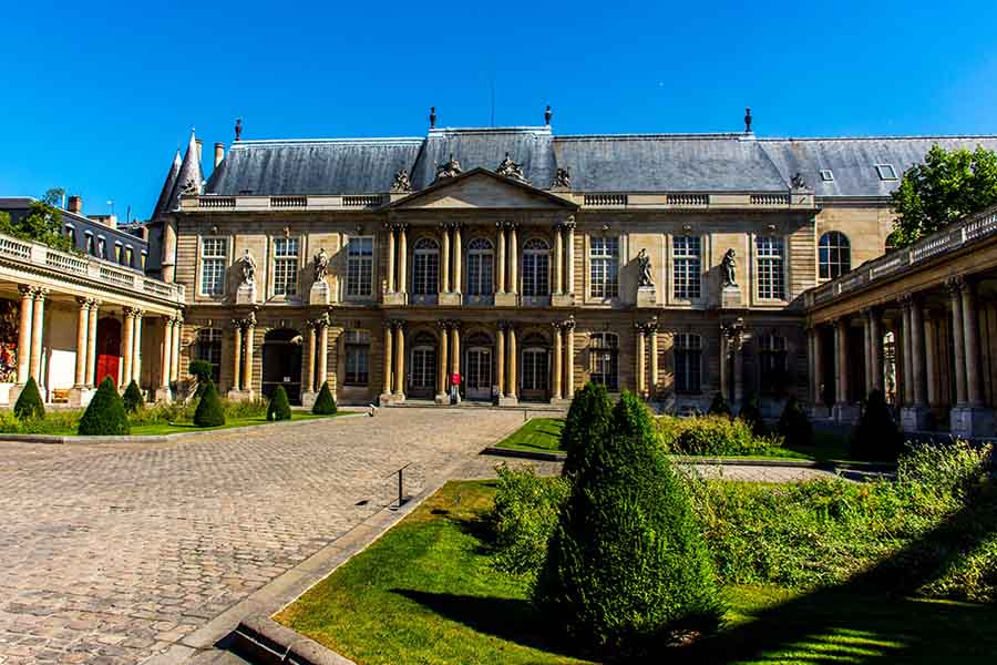 national archives hotel de soubise