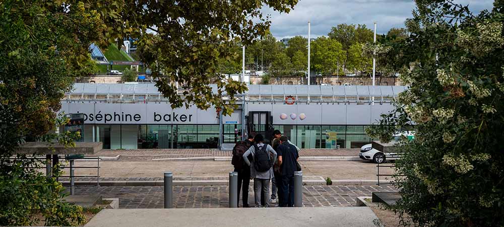 A unique team building: discover the Parc de Bercy – BnF through our digital scavenger hunt