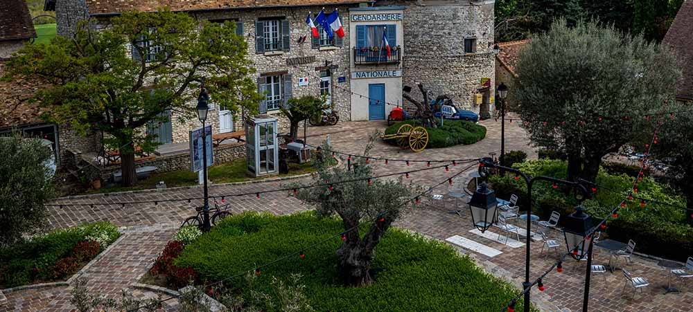 Séminaire insolite Ile de France : privatisez le village de vos rêves pour votre entreprise