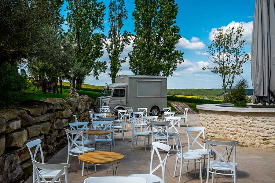 pause séminaire avec vue sur la campagne