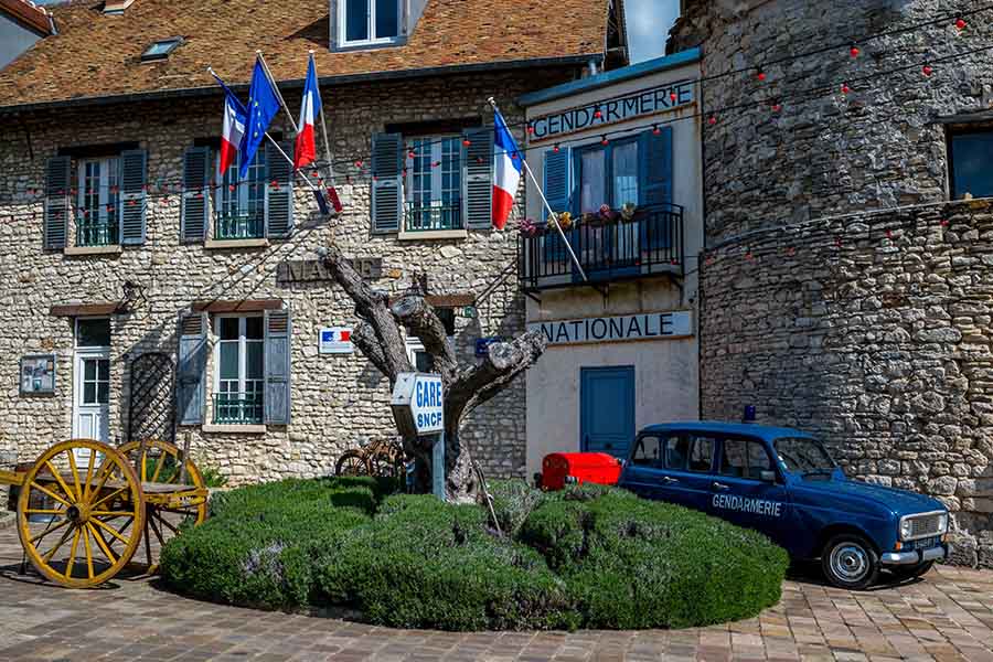 décor du village lieu de séminaire proche Paris