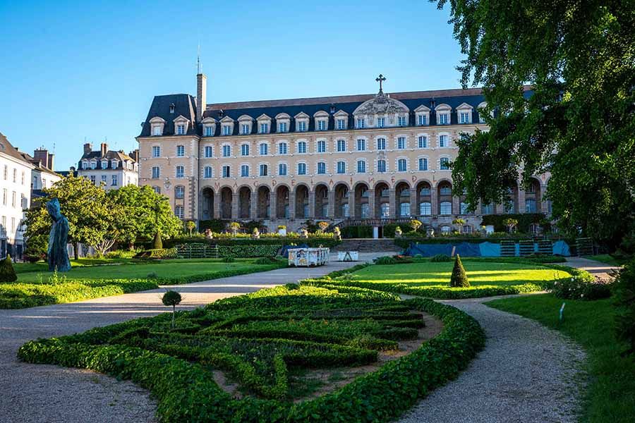 activité team building Rennes vue jardin saint georges