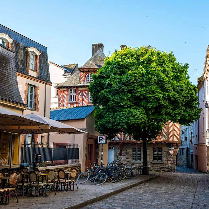 Rennes team building during a treasure hunt