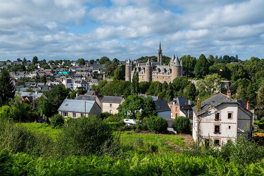 Josselin escape game castle view