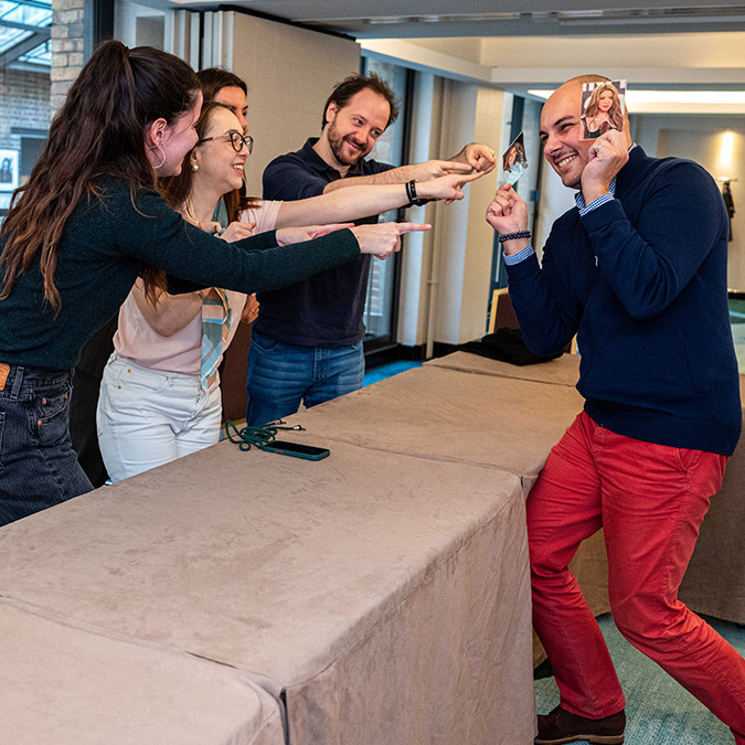 image-carré-team-building-célébrités2